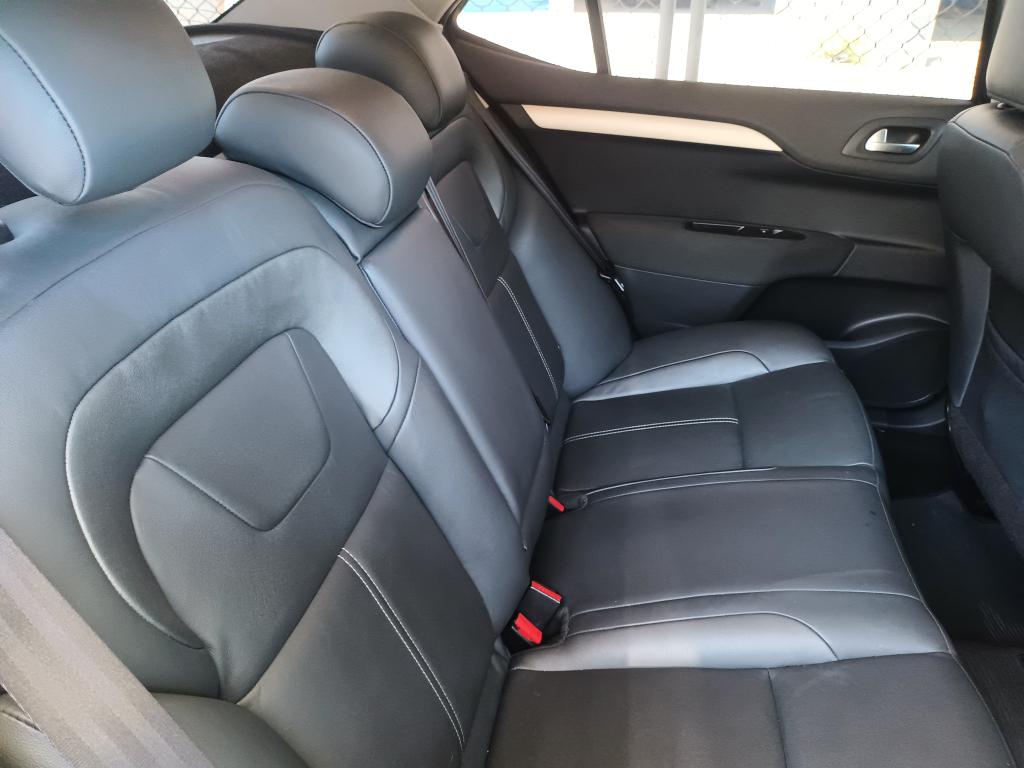 CITROEN C4 Sedan - Foto