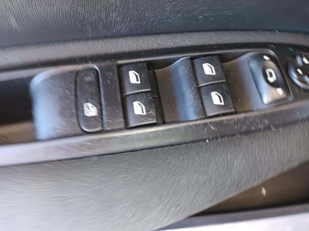 CITROEN C4 Sedan - Foto