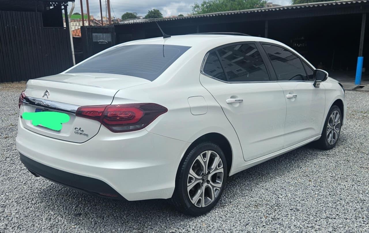 CITROEN C4 Sedan - Foto