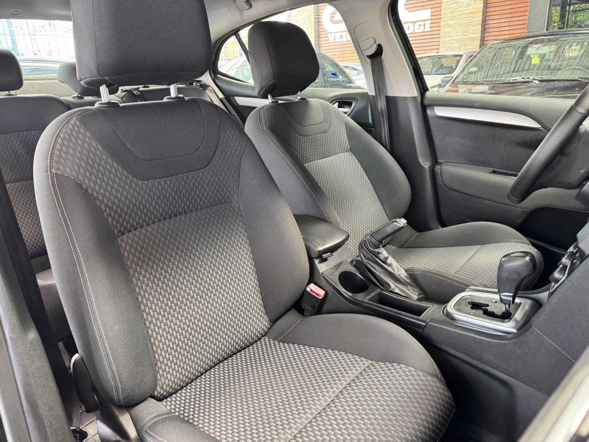 CITROEN C4 Sedan - Foto