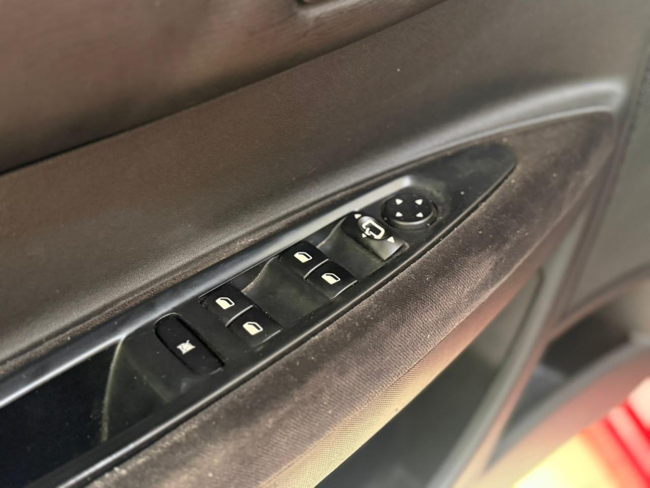 CITROEN C4 Sedan - Foto