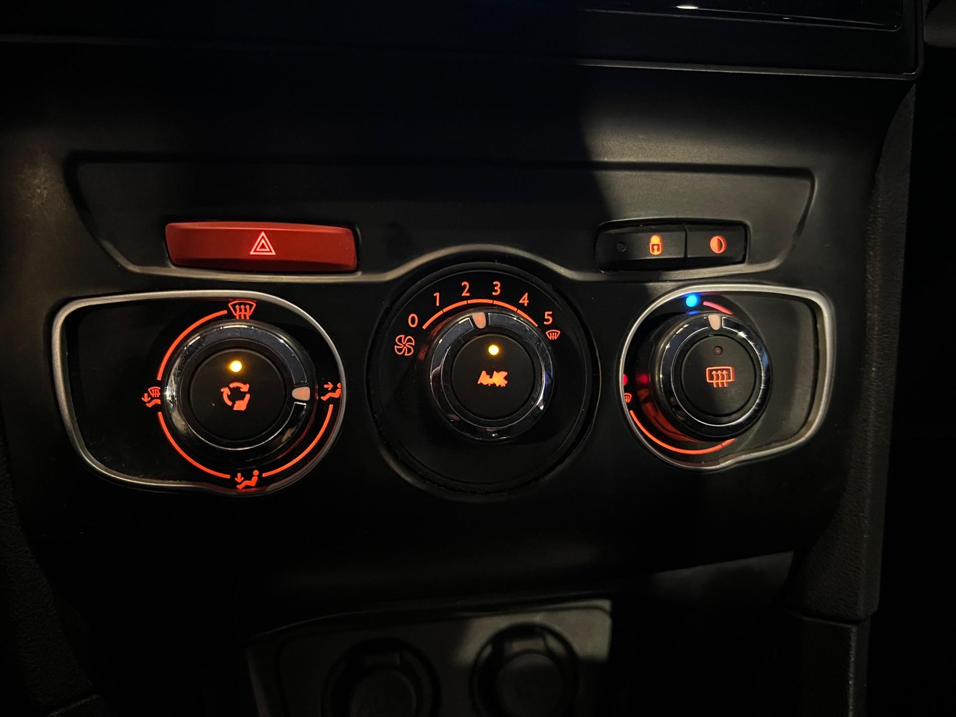 CITROEN C4 Sedan - Foto