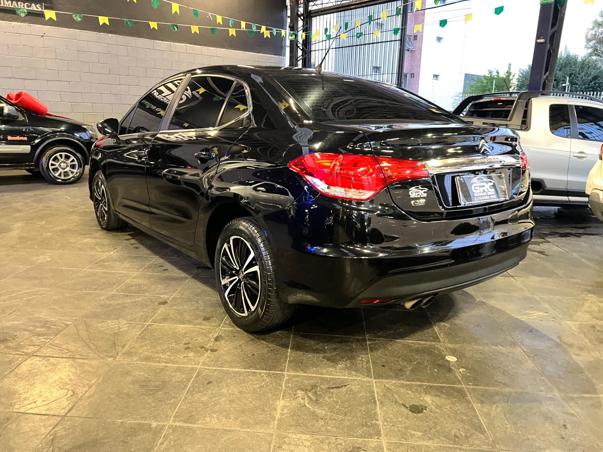 CITROEN C4 Sedan - Foto
