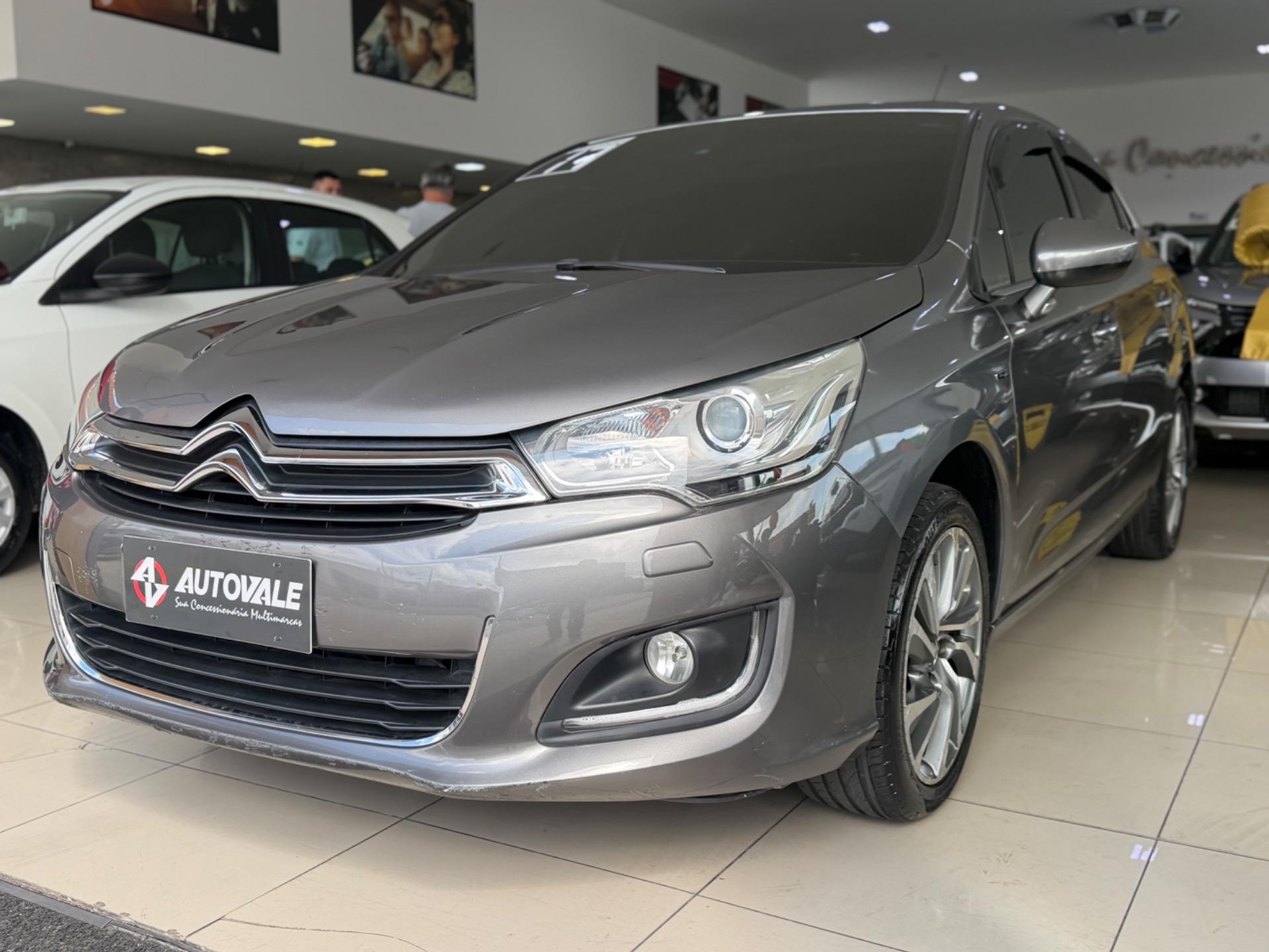 CITROEN C4 Sedan - Foto