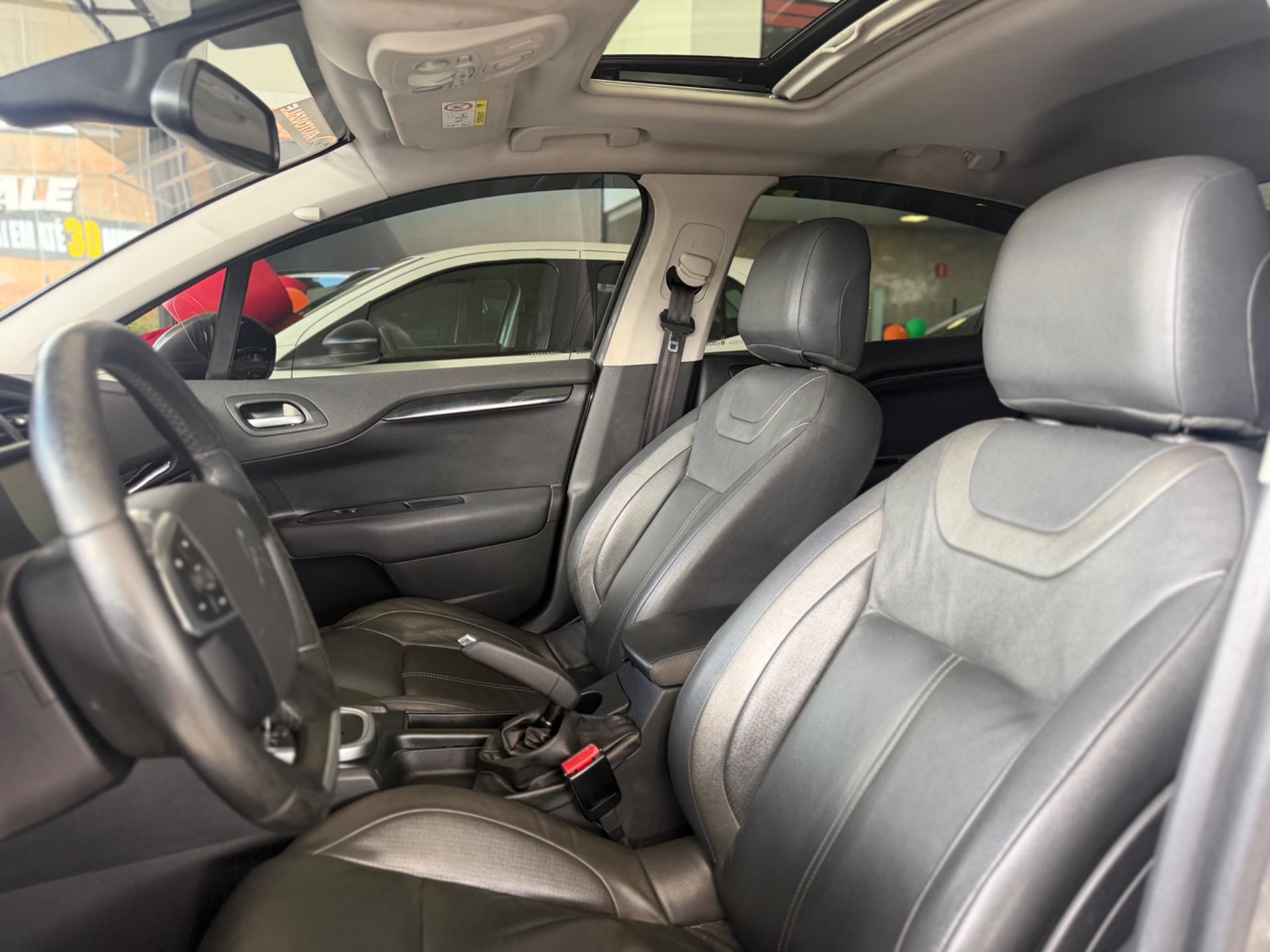 CITROEN C4 Sedan - Foto