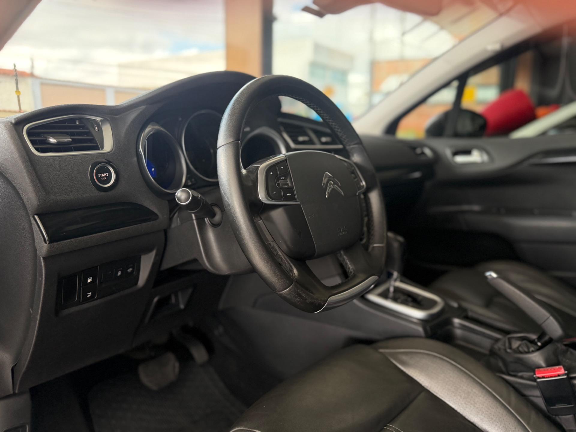 CITROEN C4 Sedan - Foto