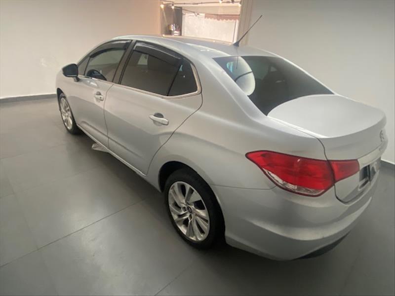 CITROEN C4 Sedan - Foto