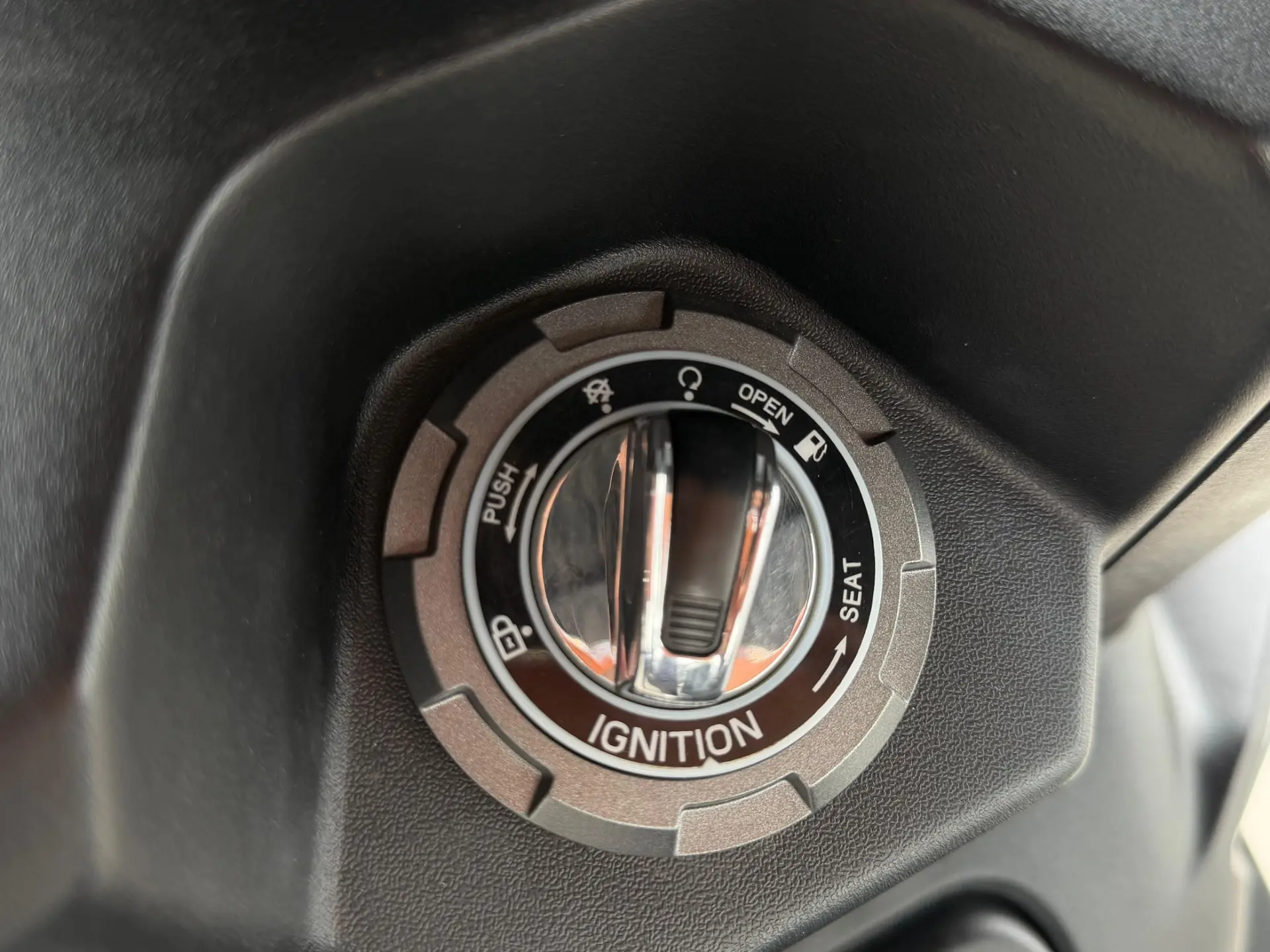 DAFRA Citycom 300 I - Foto