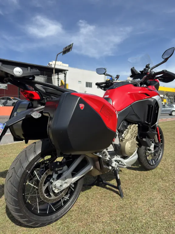 DUCATI Multistrada 1200 V4 - Foto