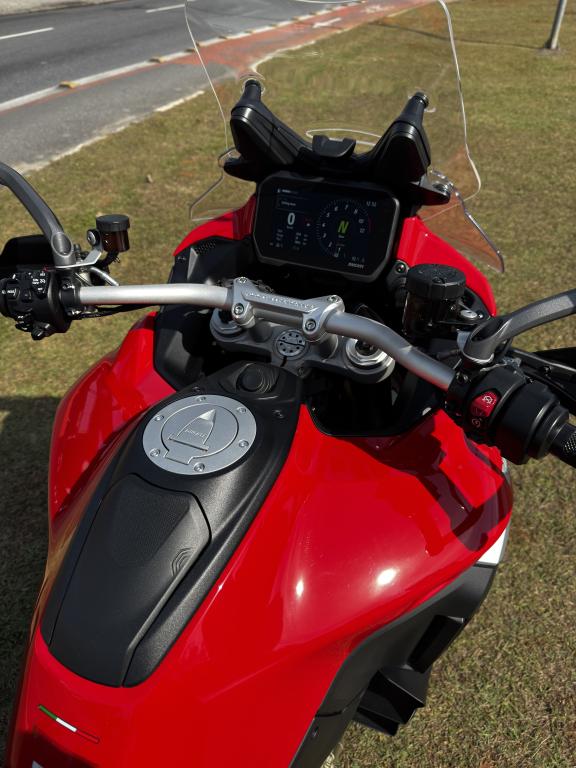 DUCATI Multistrada 1200 V4 - Foto