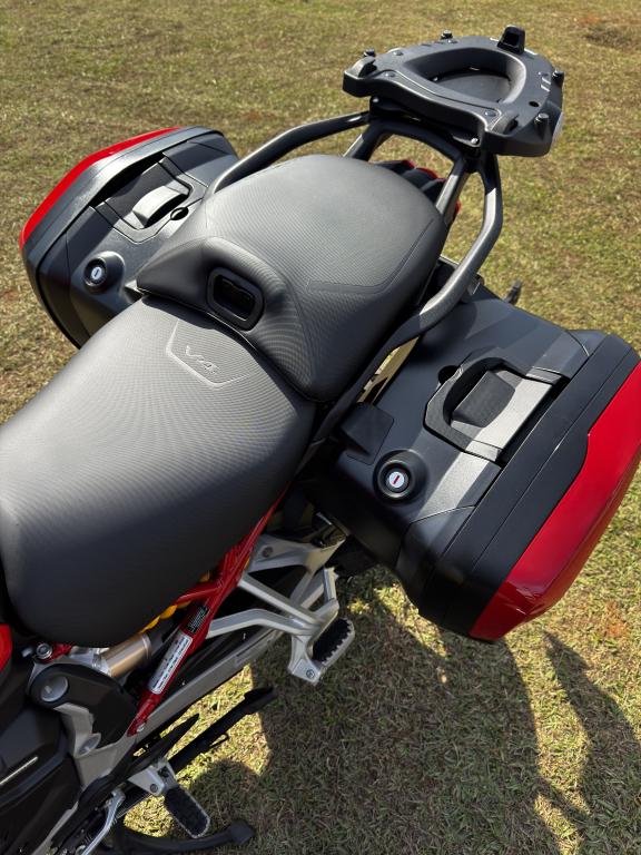 DUCATI Multistrada 1200 V4 - Foto