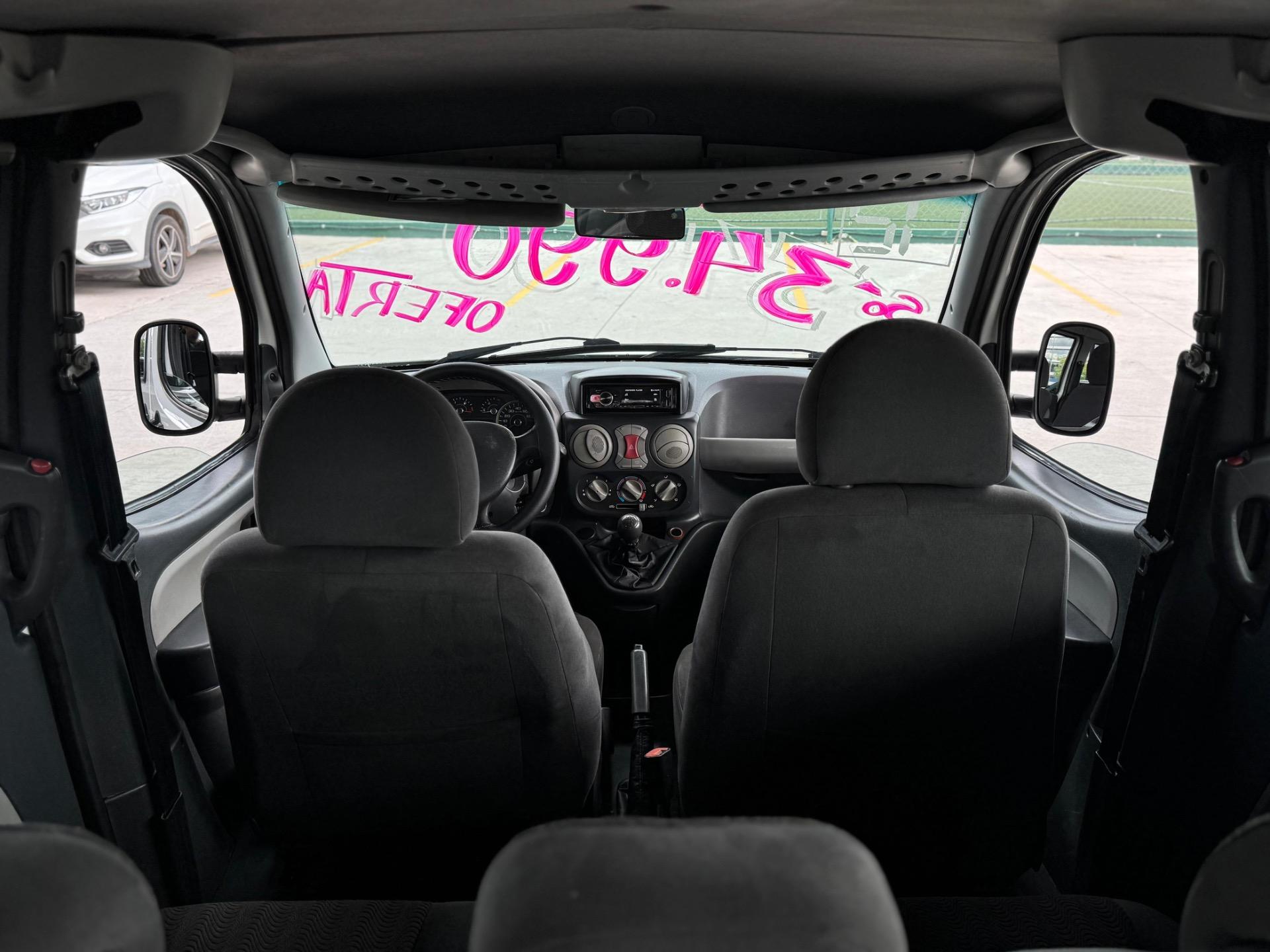 FIAT Doblo - Miniatura