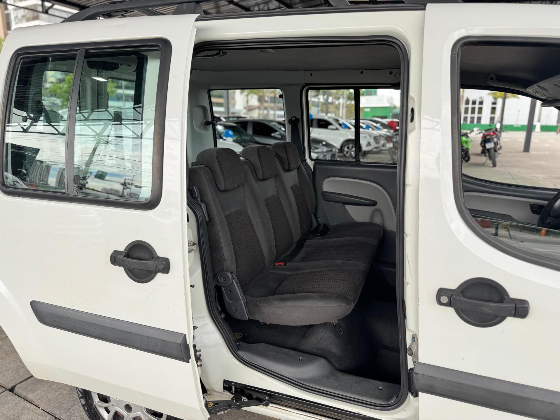 FIAT Doblo - Miniatura