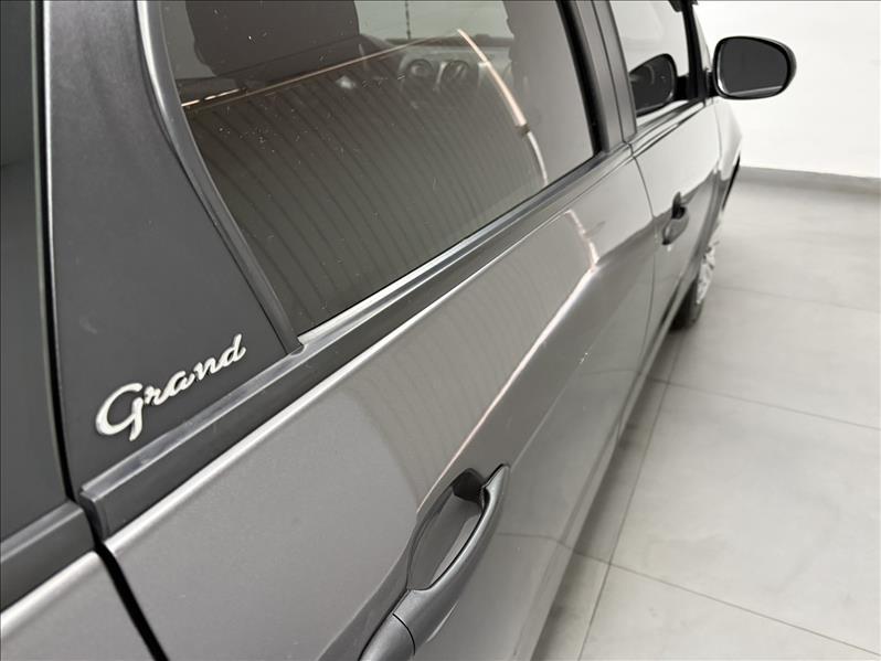 FIAT Grand Siena - Foto