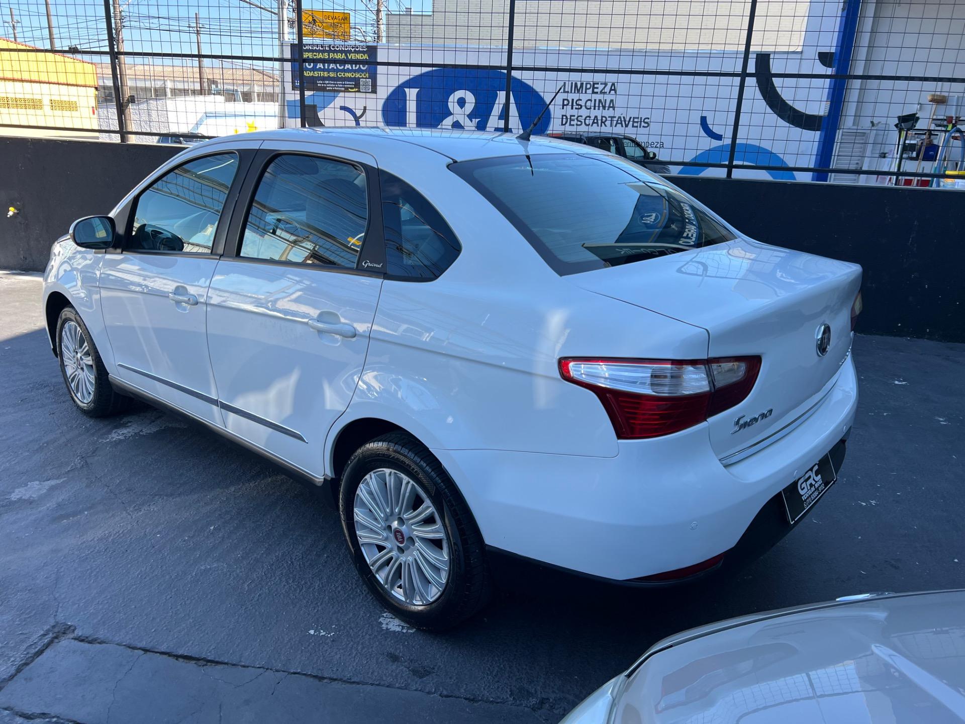 FIAT Grand Siena - Foto