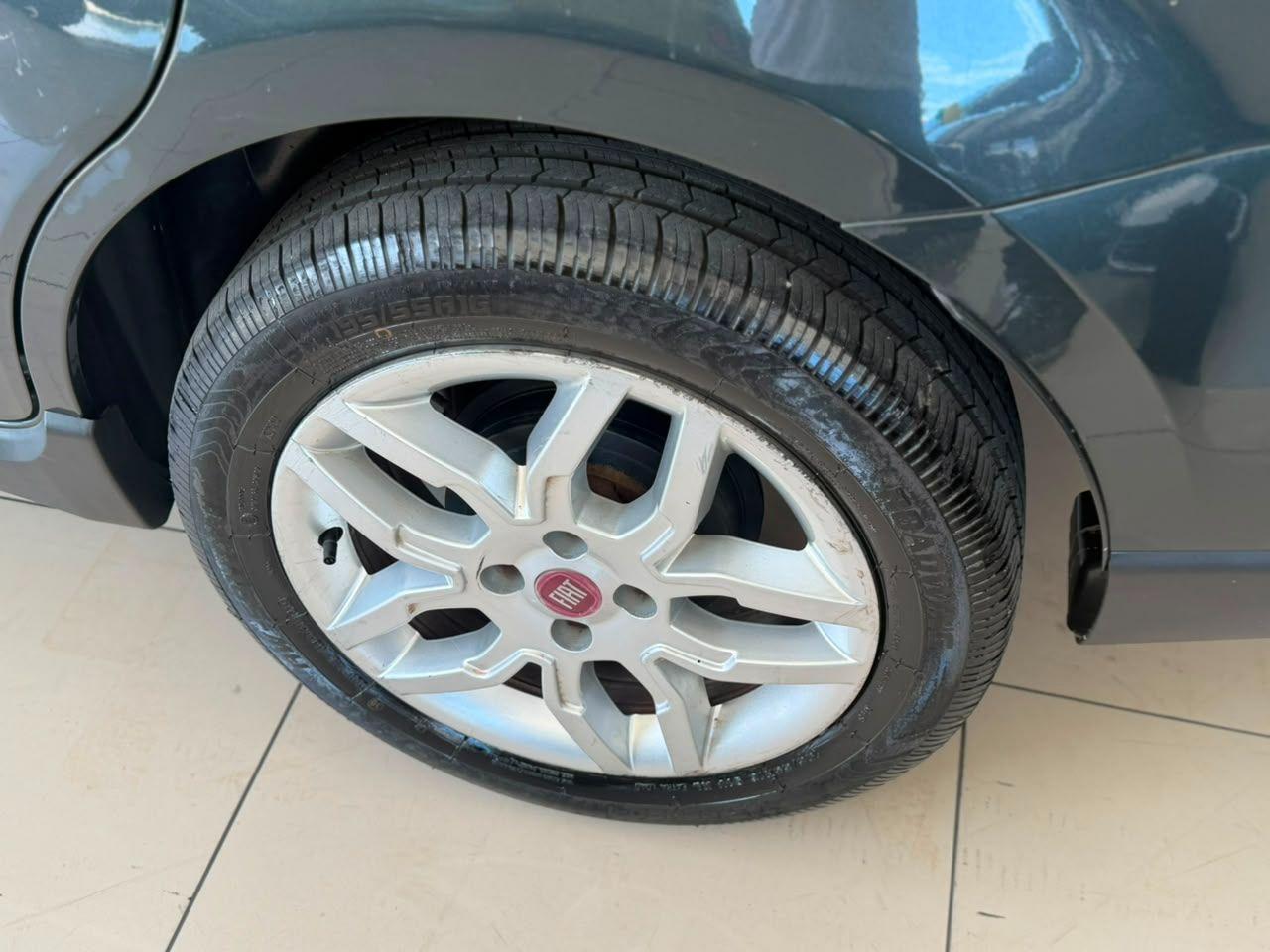 FIAT Grand Siena - Foto