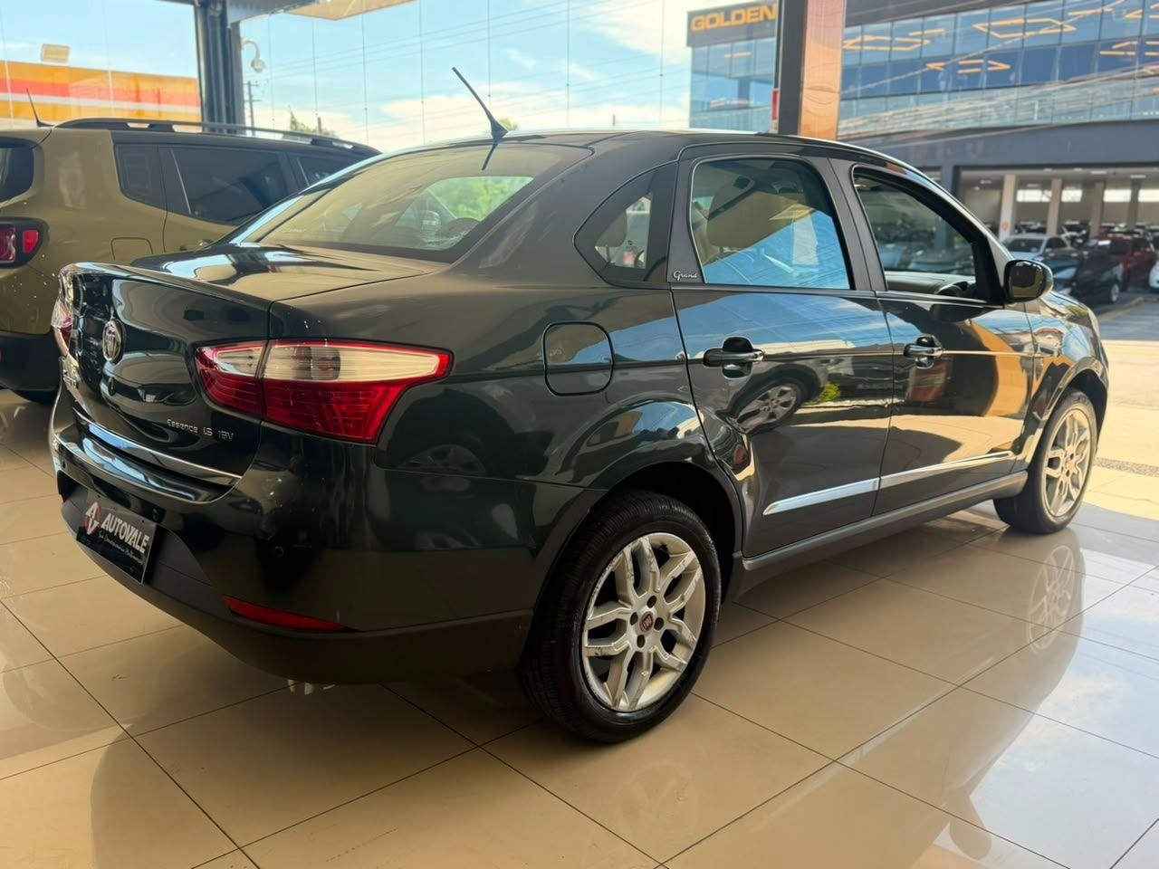 FIAT Grand Siena - Foto
