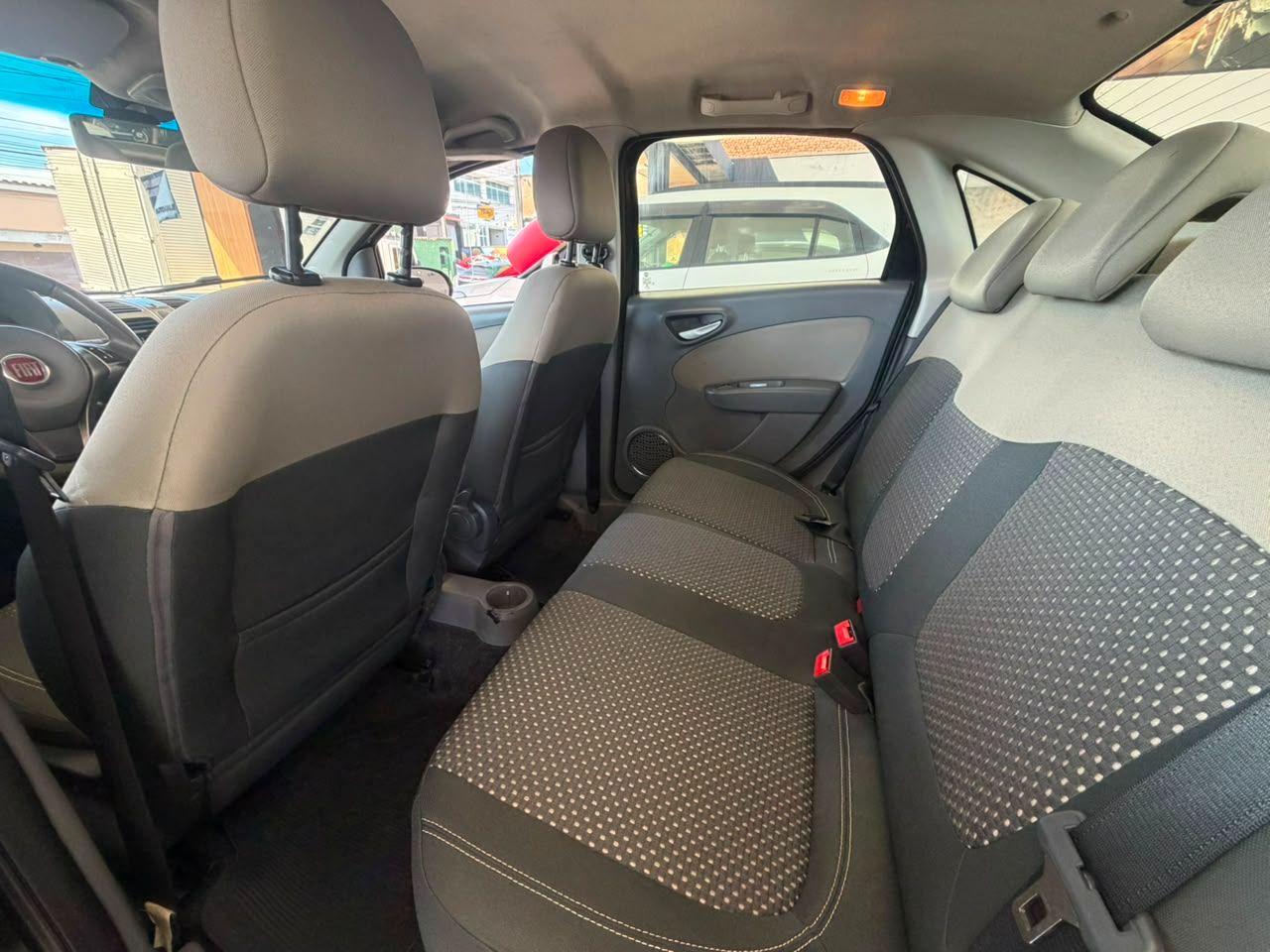 FIAT Grand Siena - Foto