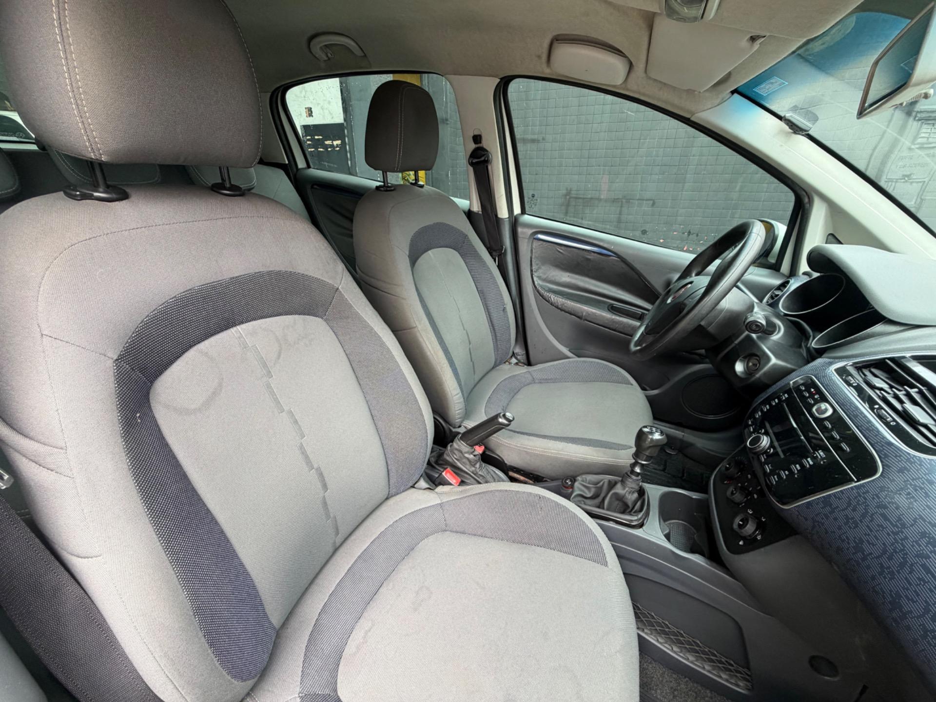 FIAT Punto - Foto