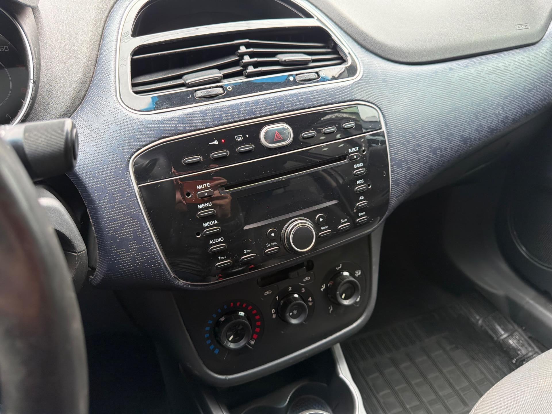 FIAT Punto - Foto