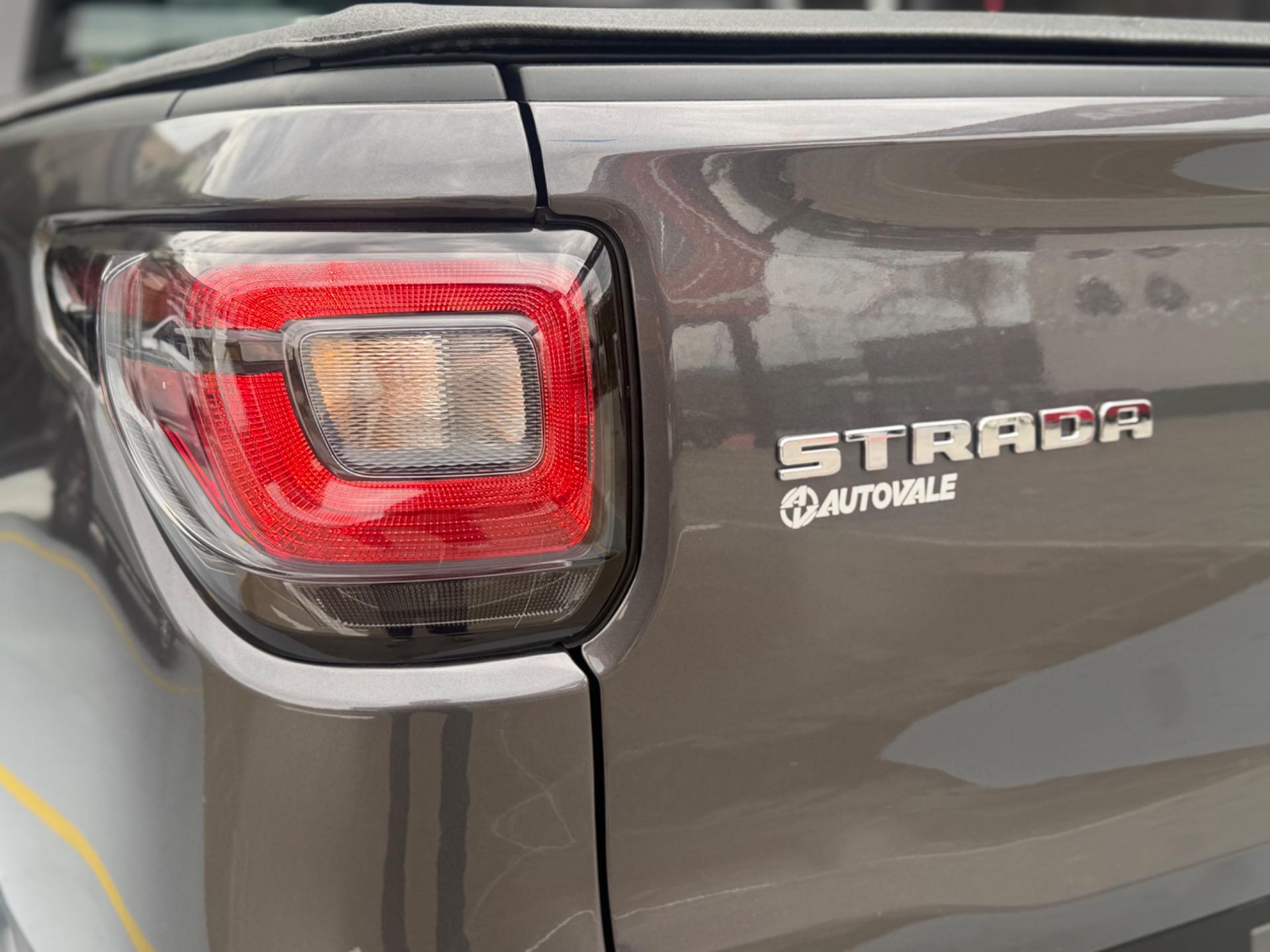 FIAT Strada - Foto