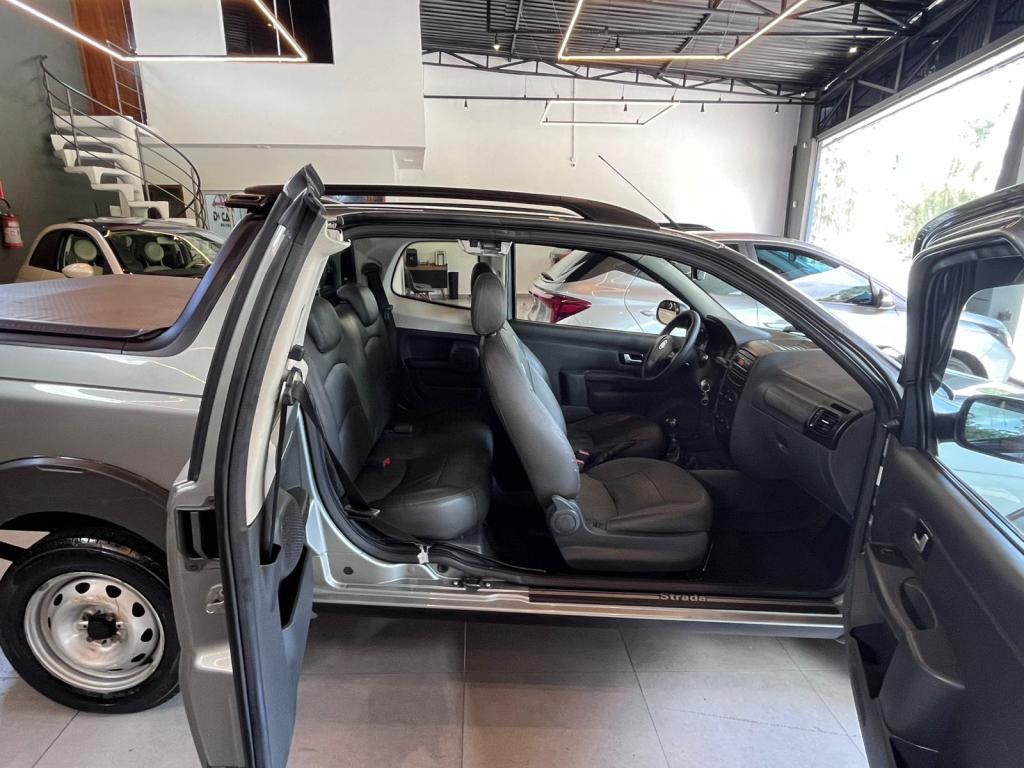 FIAT Strada - Foto