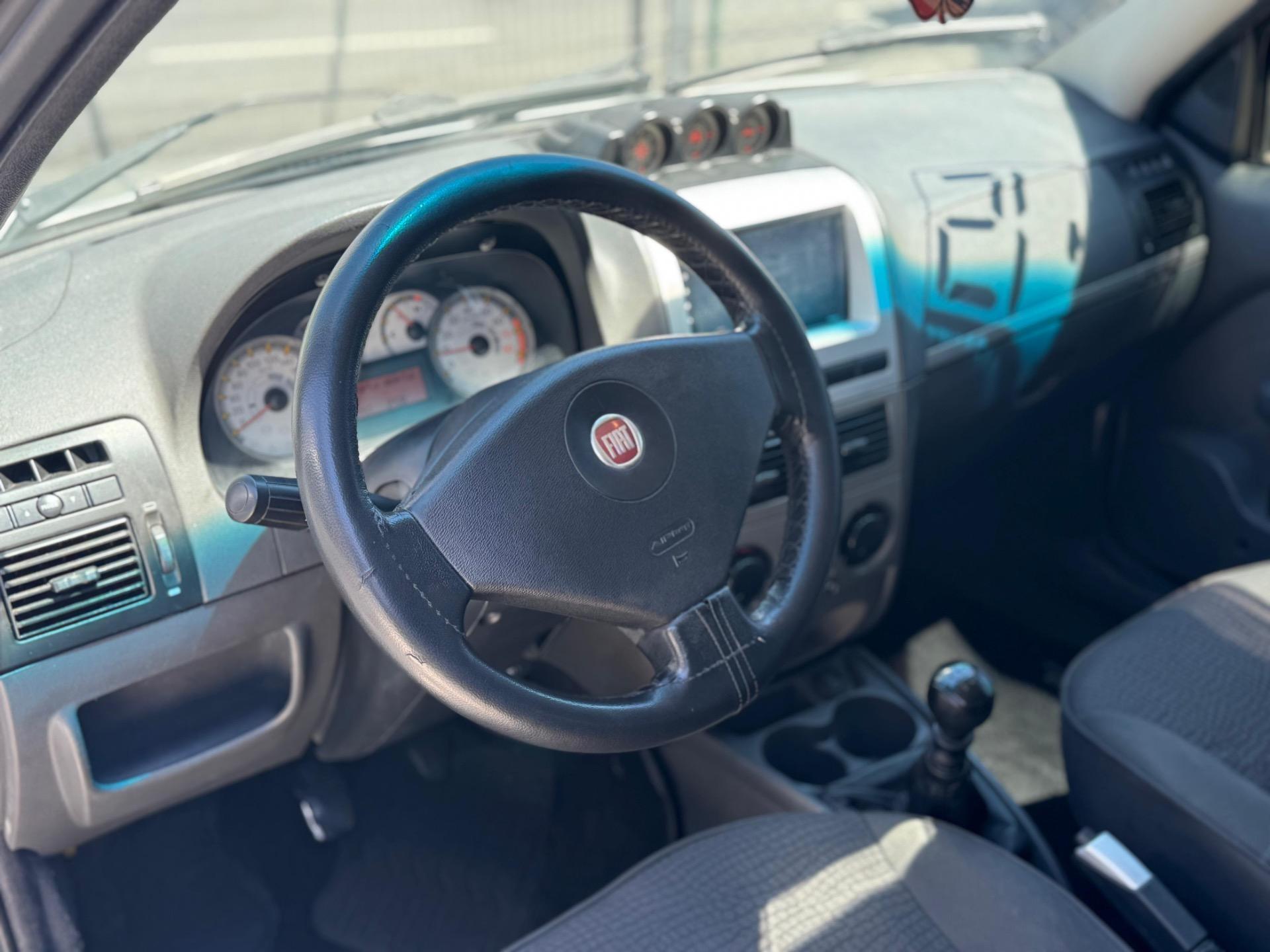 FIAT Strada - Miniatura