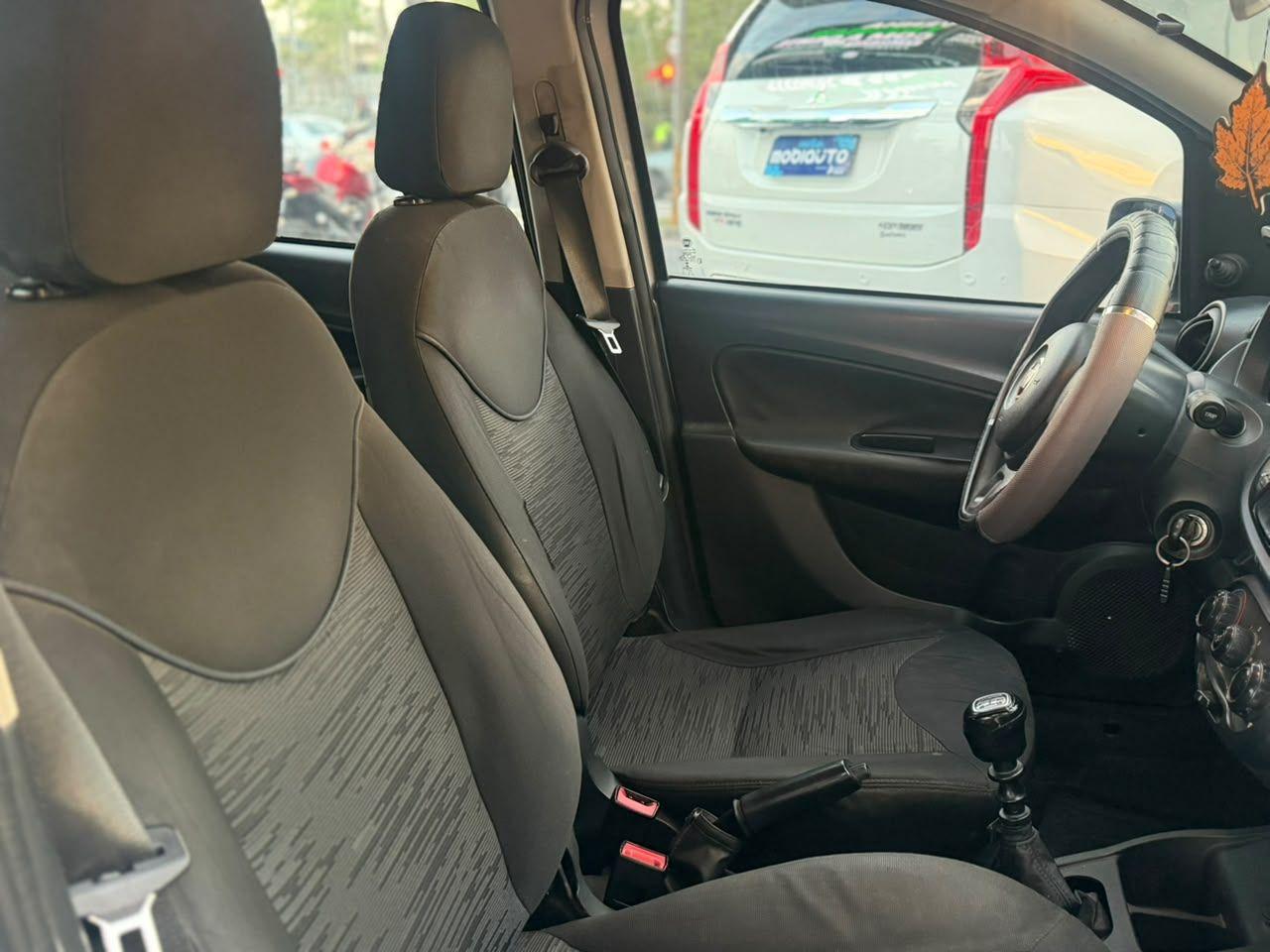 FIAT Uno - Foto