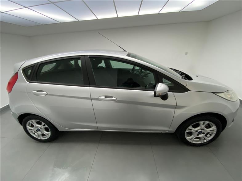FORD Fiesta Hatch - Foto