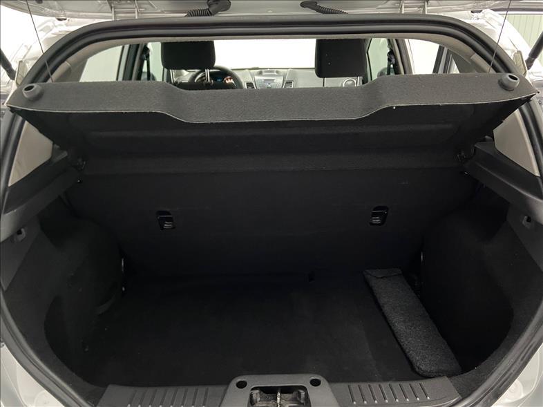 FORD Fiesta Hatch - Foto