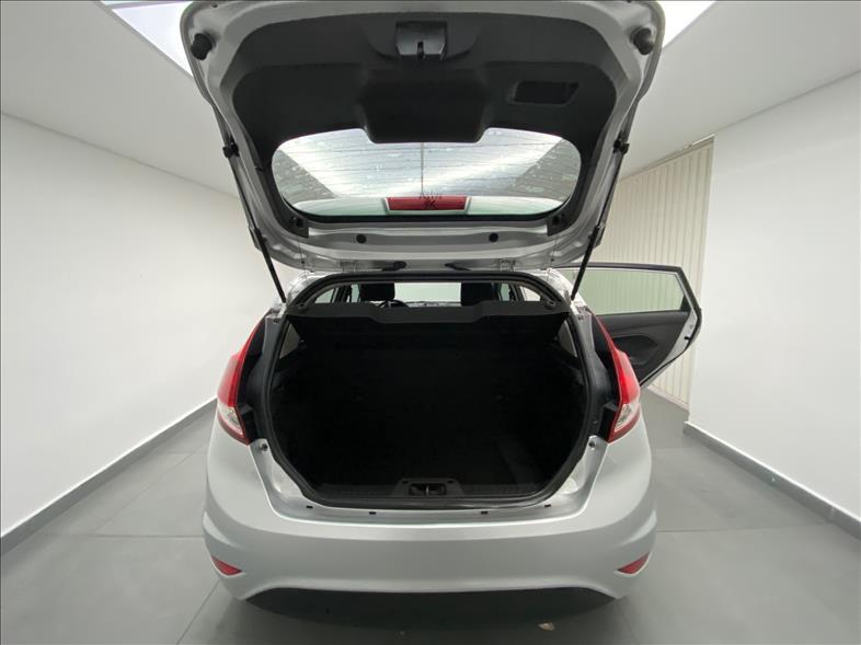 FORD Fiesta Hatch - Foto