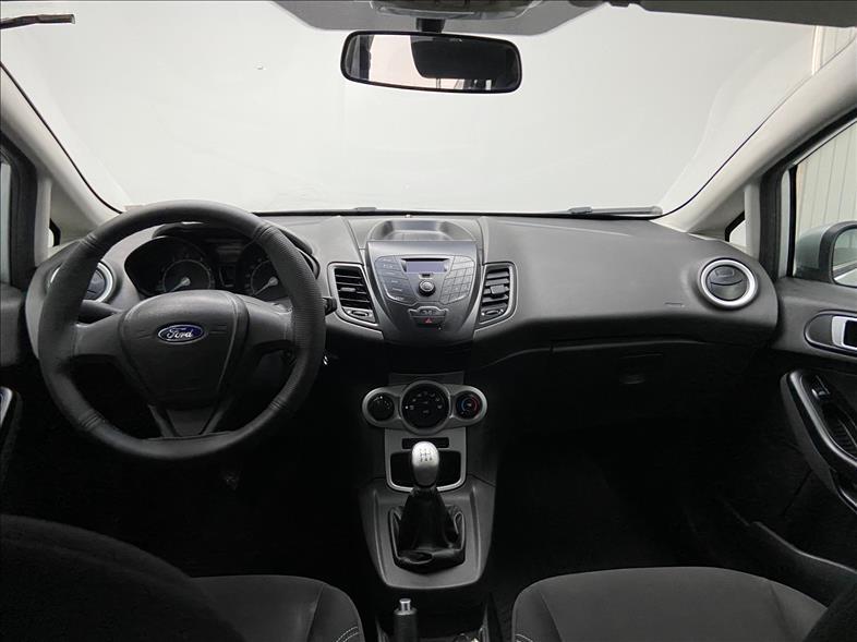 FORD Fiesta Hatch - Foto