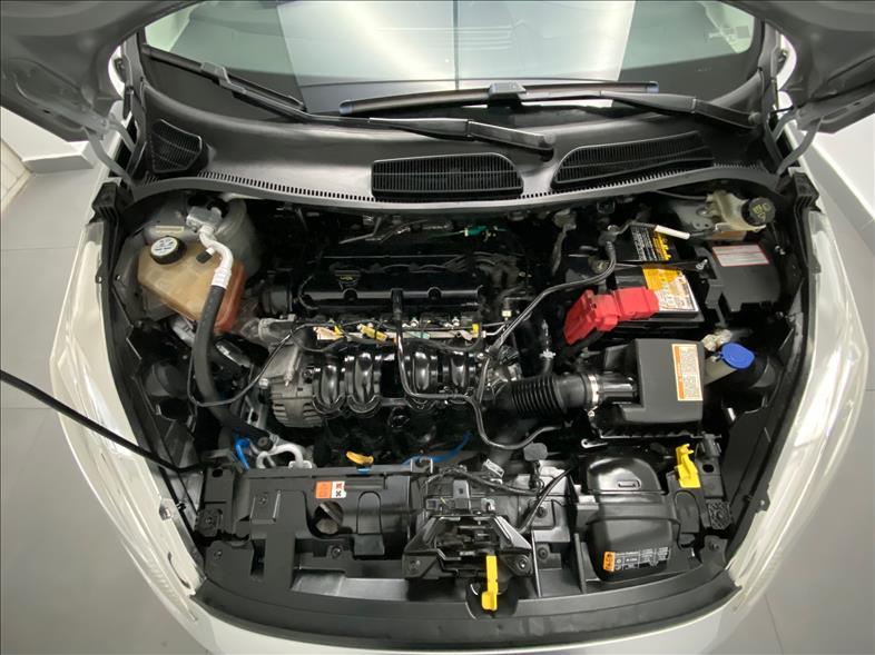 FORD Fiesta Hatch - Foto