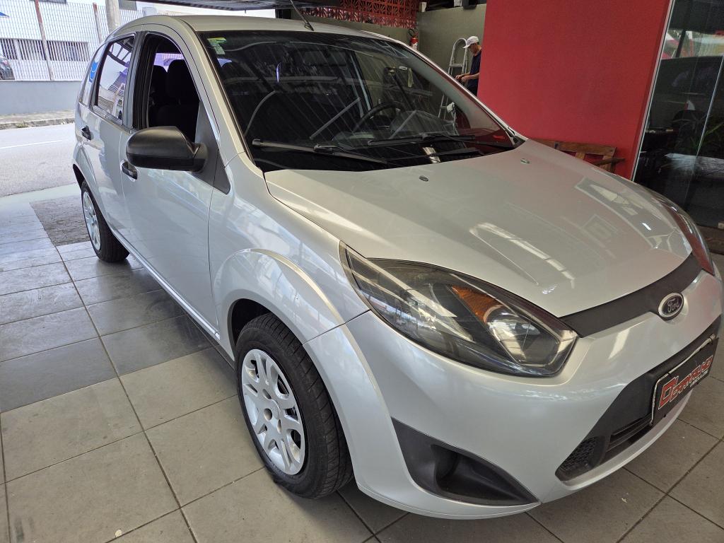 FORD Fiesta Hatch - Foto