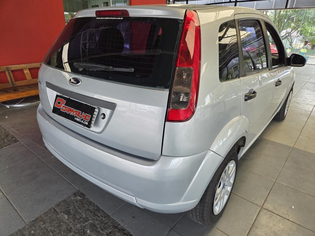 FORD Fiesta Hatch - Foto