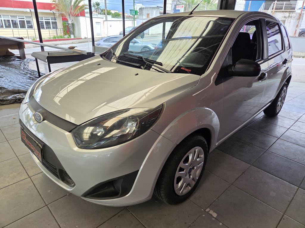 FORD Fiesta Hatch - Foto