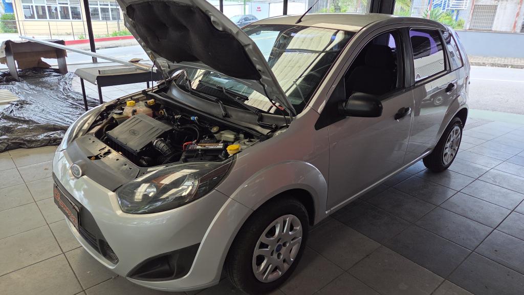 FORD Fiesta Hatch - Foto