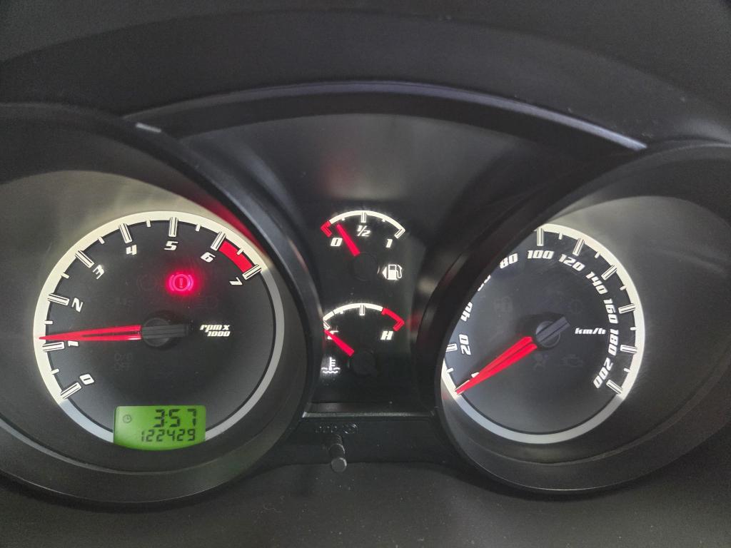 FORD Fiesta Hatch - Foto