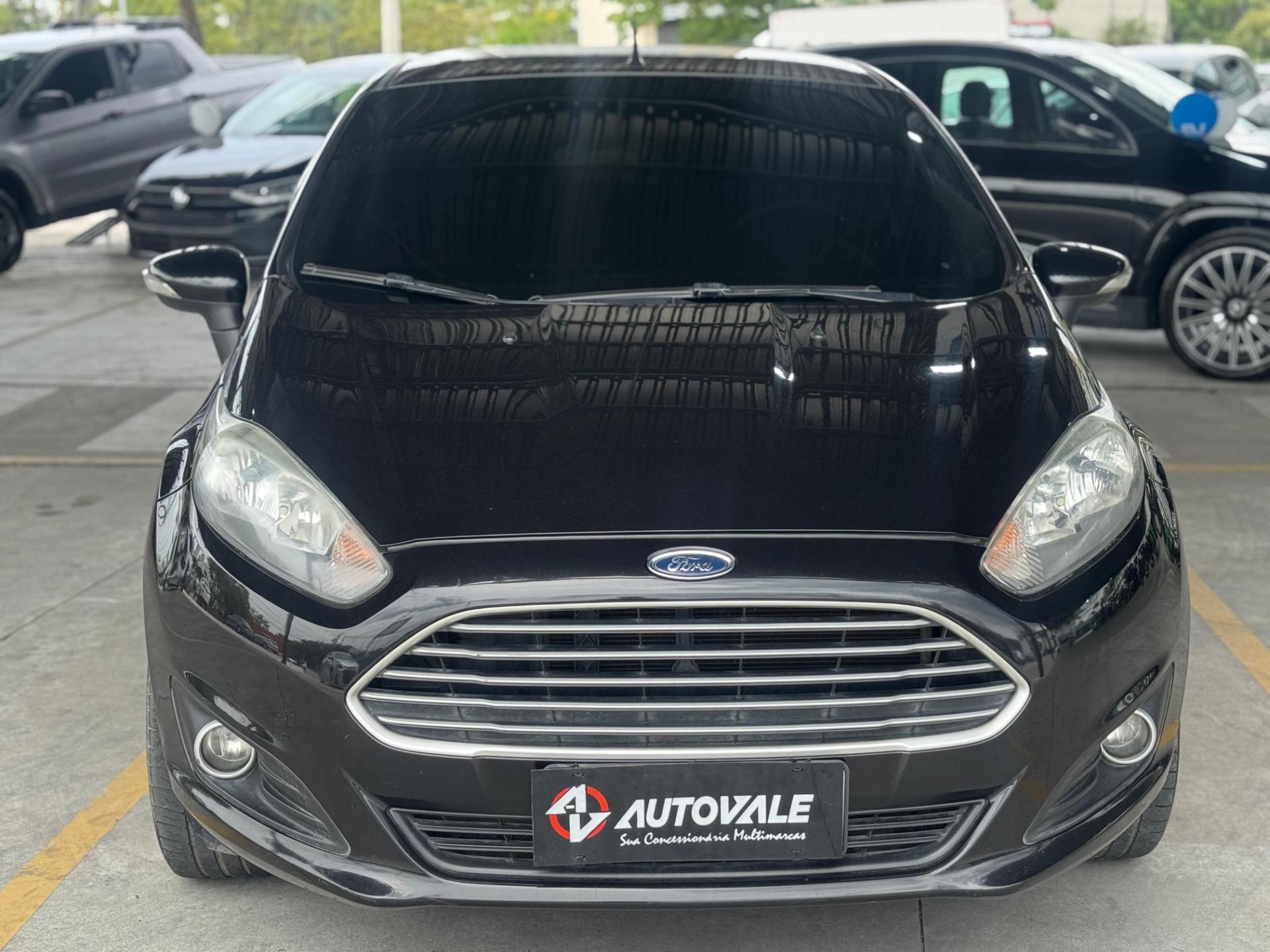 FORD Fiesta Hatch - Foto