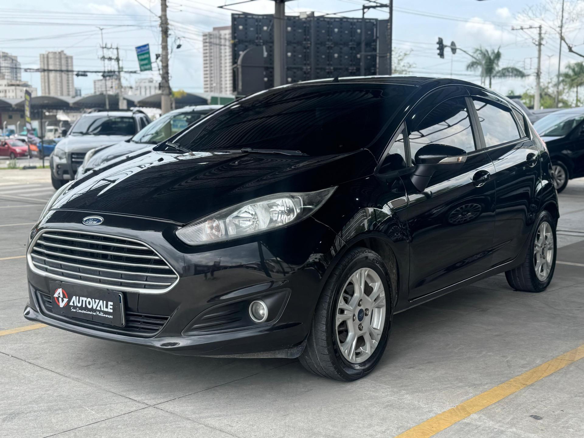 FORD Fiesta Hatch - Foto