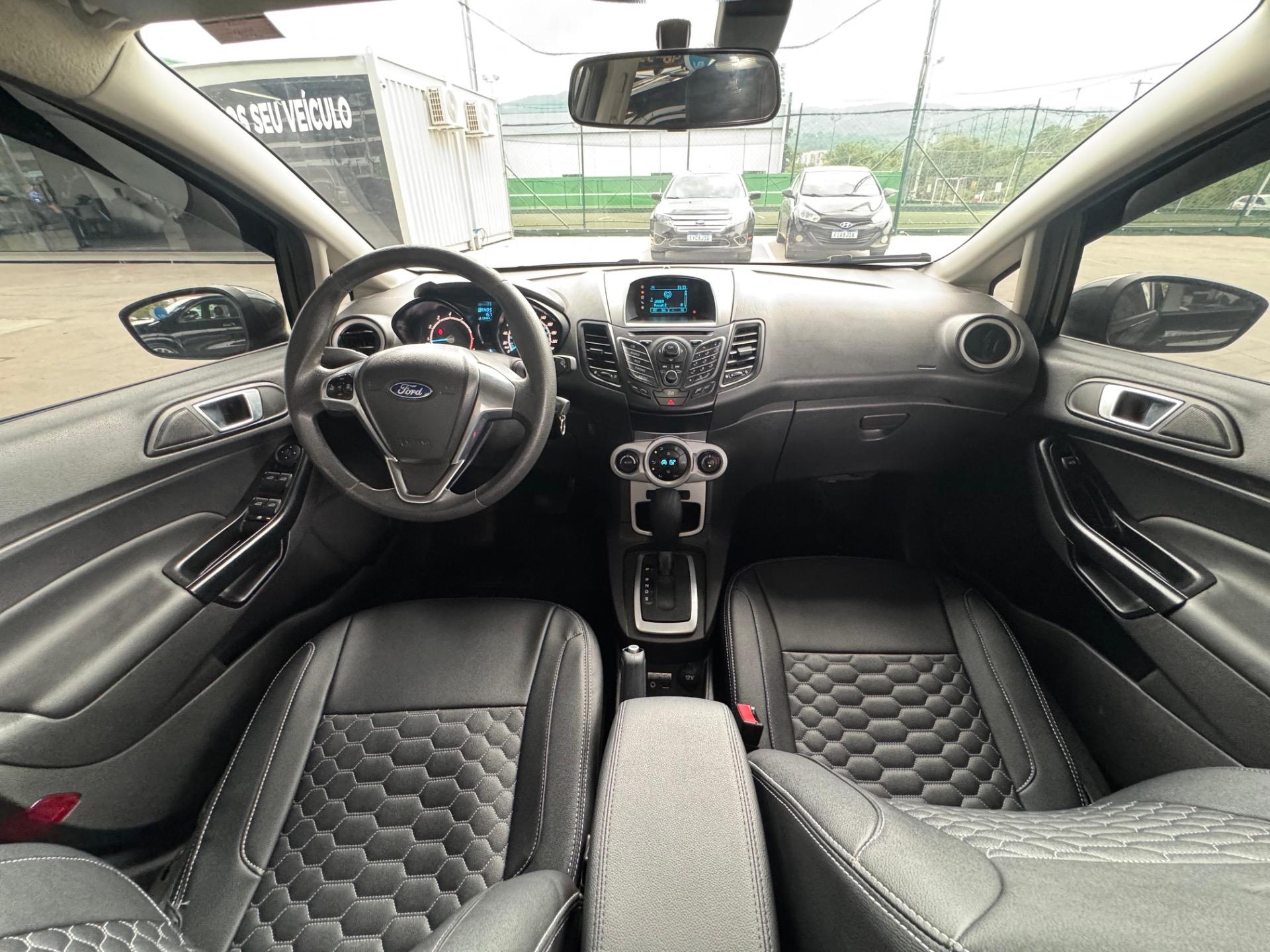 FORD Fiesta Hatch - Foto