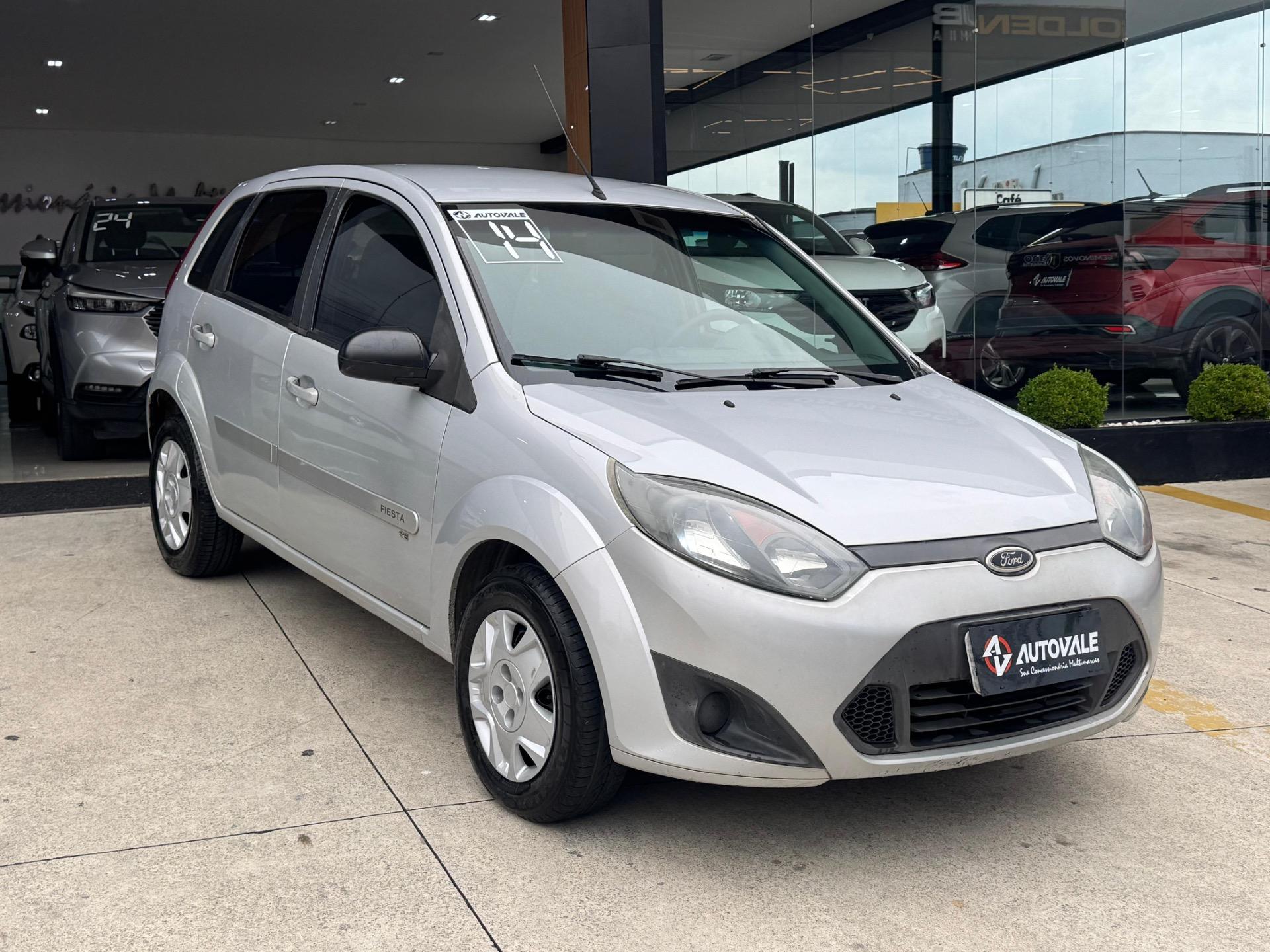 FORD Fiesta Hatch - Foto