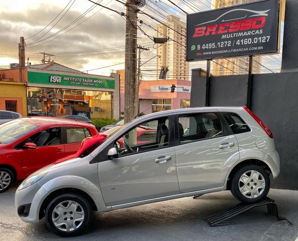 FORD Fiesta Hatch - Foto