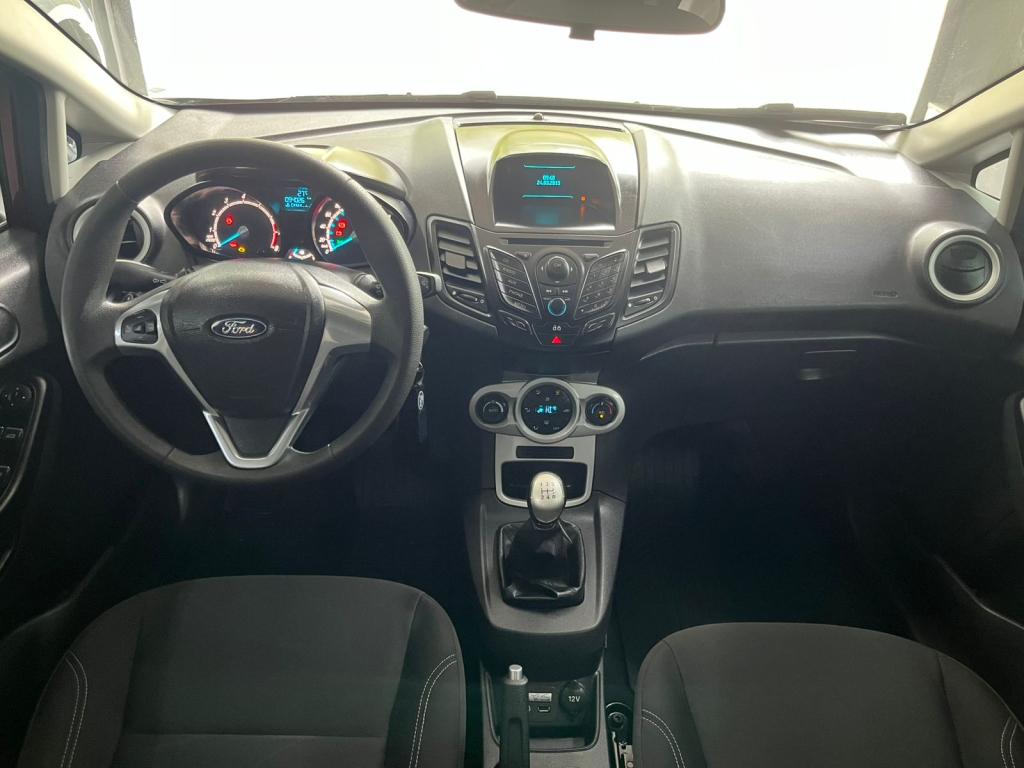 FORD Fiesta Hatch - Foto