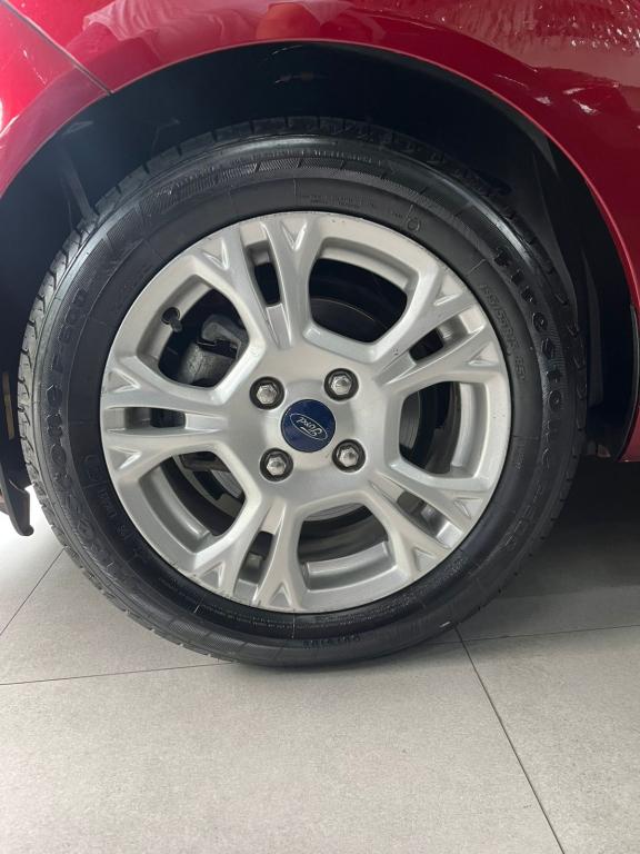 FORD Fiesta Hatch - Foto