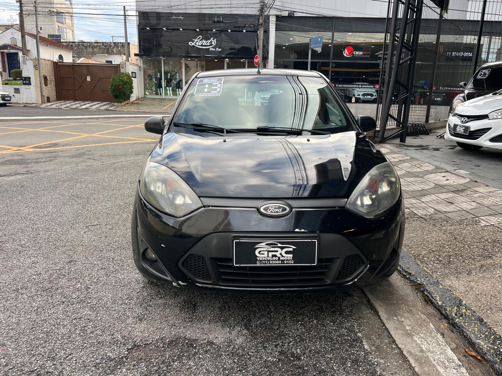 FORD Fiesta Hatch - Foto