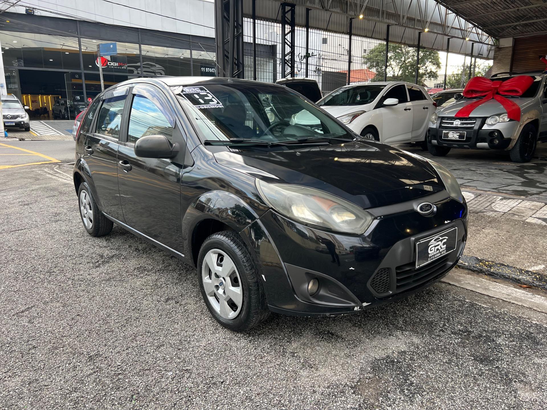 FORD Fiesta Hatch - Foto