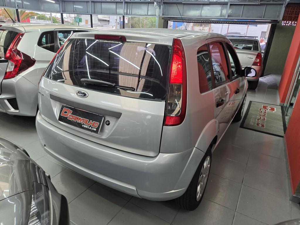 FORD Fiesta Hatch - Foto