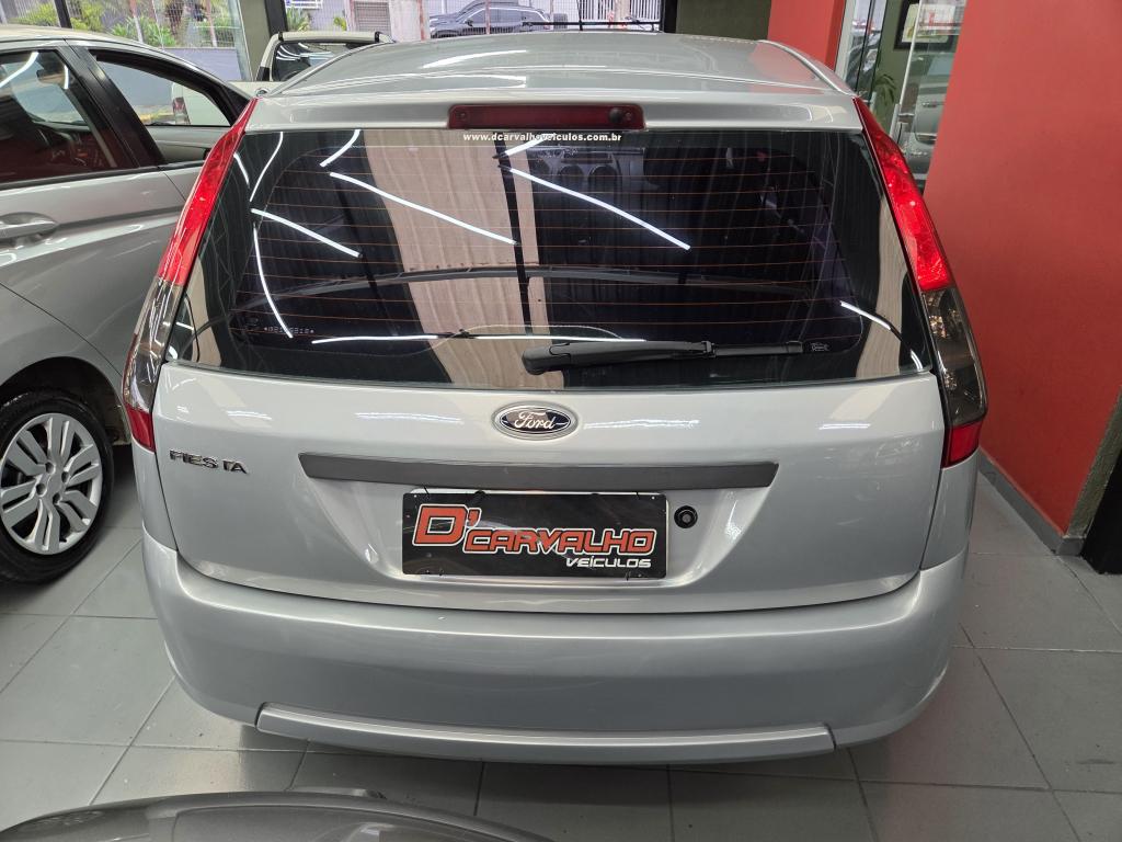 FORD Fiesta Hatch - Foto