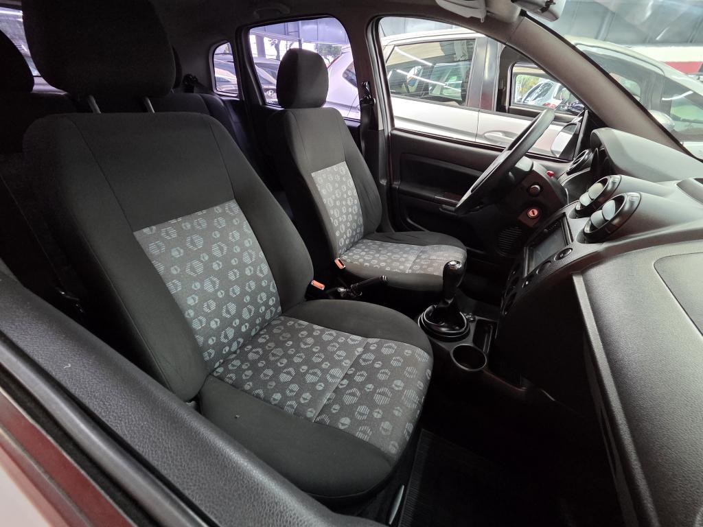 FORD Fiesta Hatch - Foto